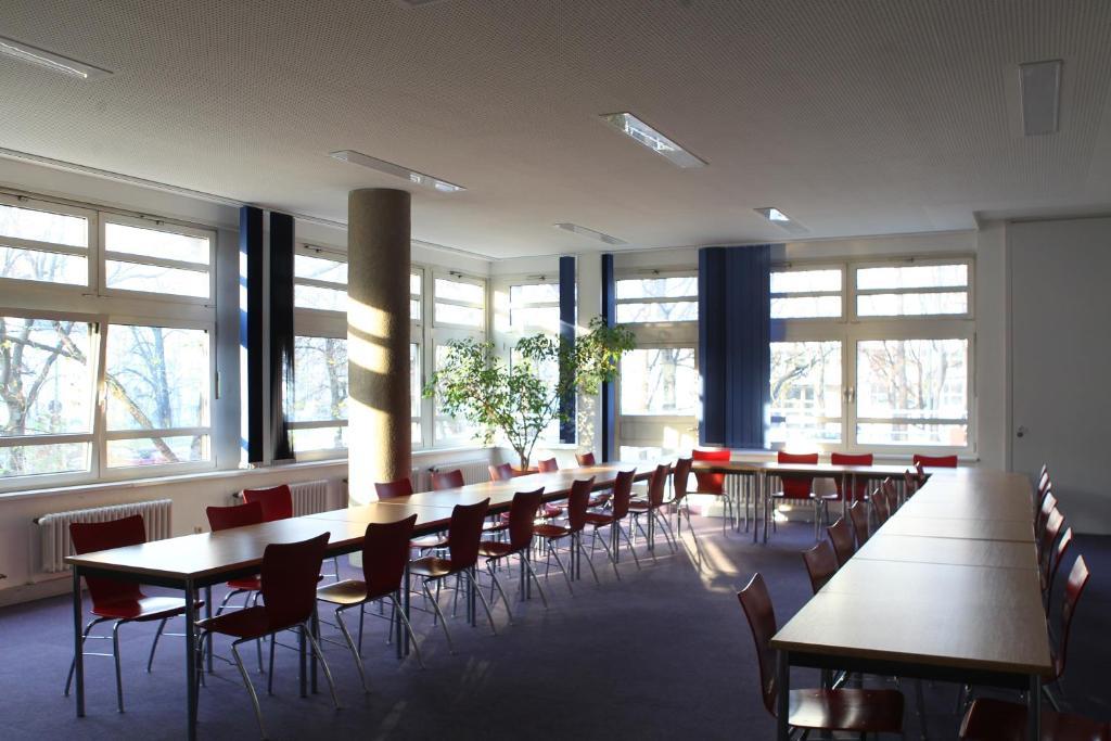 Jugendherberge-Berlin-International Екстер'єр фото